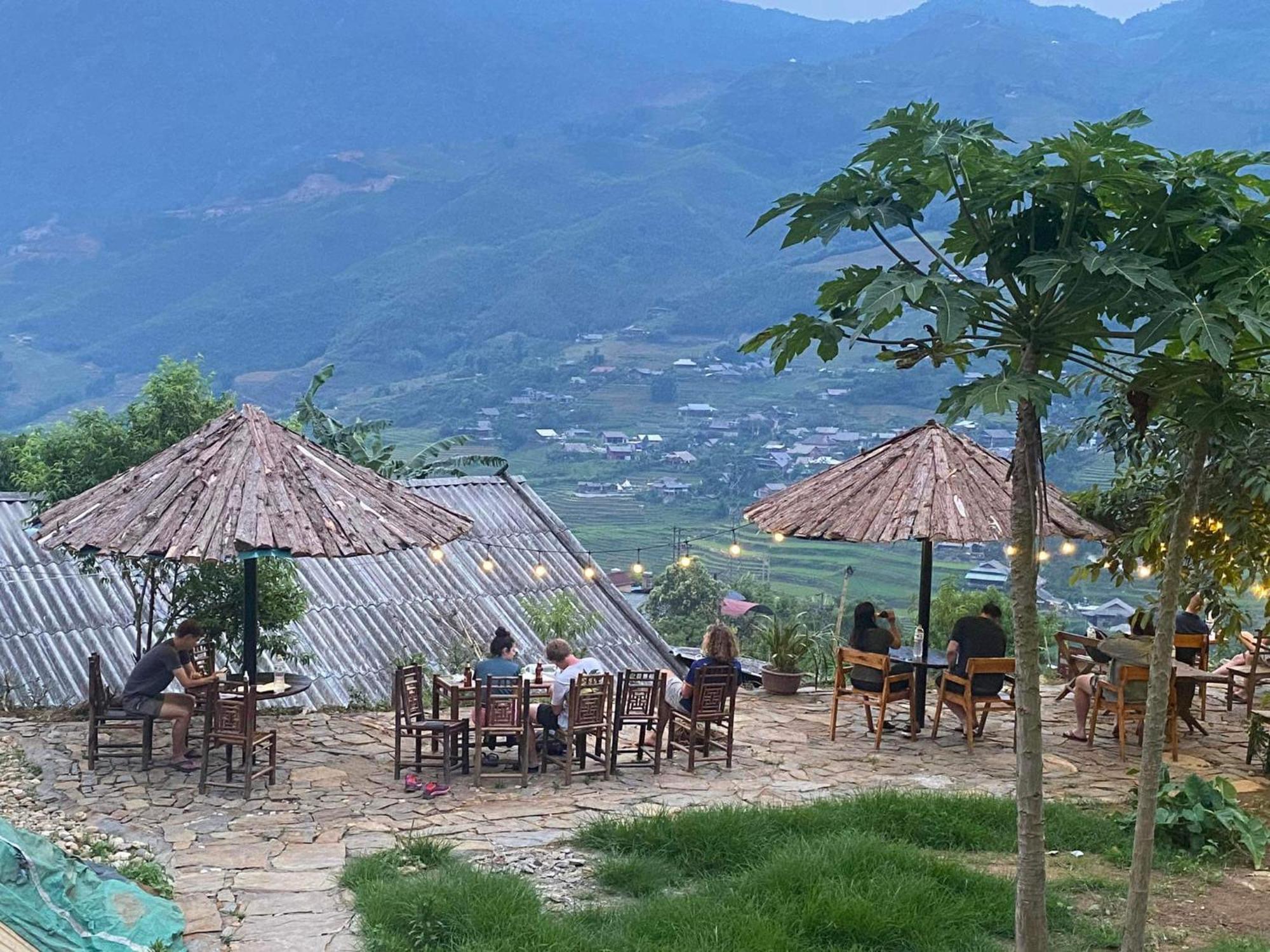 Hmong Sister House And Trekking Apartment ซาปา ภายนอก รูปภาพ